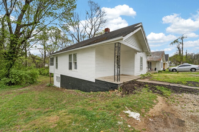 Photo - 225 Sunset Ave