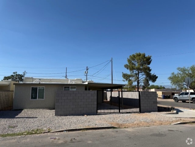 Building Photo - 3832 S 9th Ave Rental