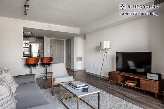 Photo - 7707 Wisconsin Ave Unidad FL6-ID722