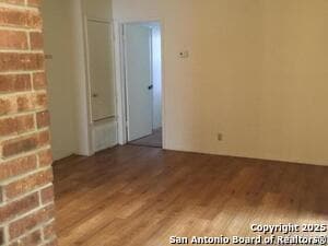 Photo - 6313 Waddesdon Wood