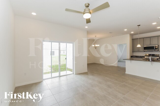 Photo - 125 Windsor Reserve Dr