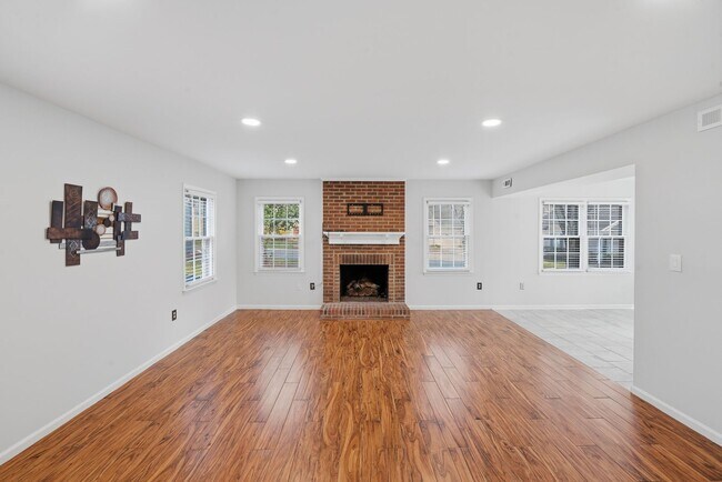 Photo - Don’t Miss This Beautiful 3BR Stone Orchard Home with Warm Wood Floors & Fireplace!