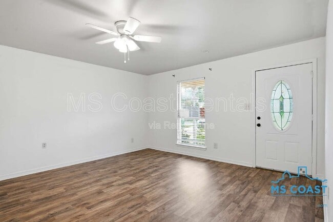 Photo - 1601 Lewis Ave