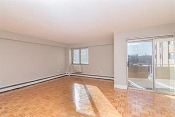 Photo - 1025 Hancock St Unit 12J