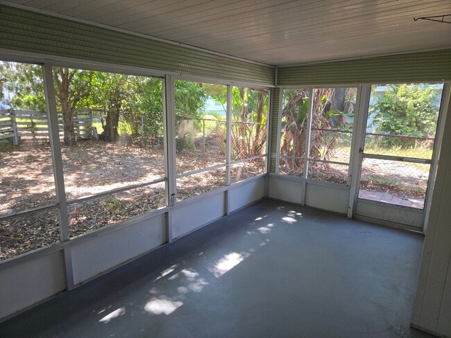 Photo - 9240 St Regis Ln