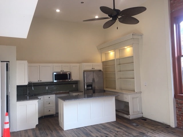 kitchen - 7 Main St Unit rear