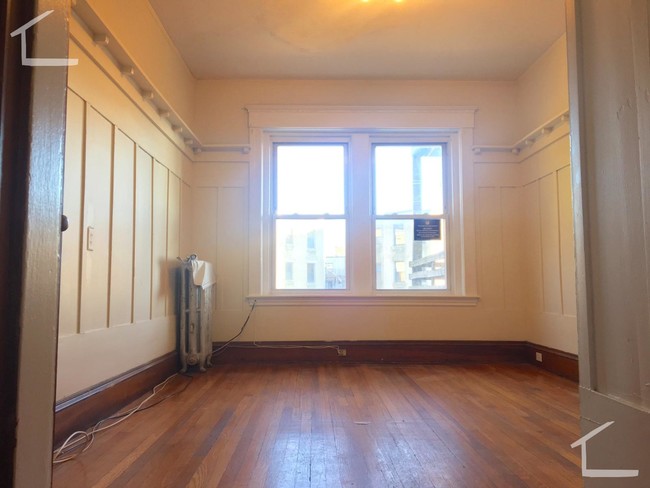Photo - 130 Englewood Ave Unidad 4 Rental