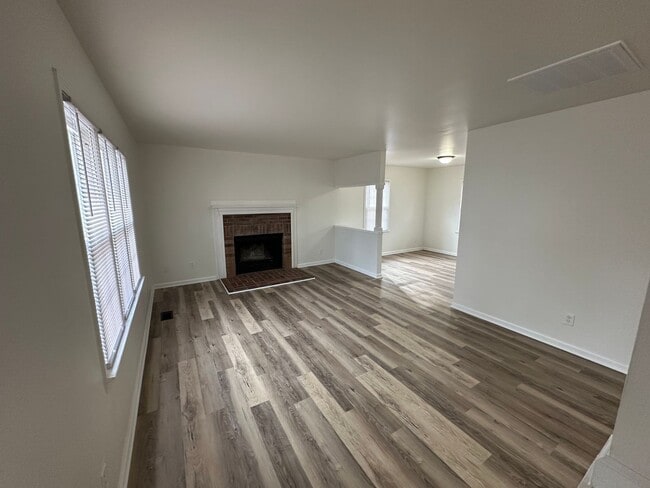 Photo - Steuben Rd-1434 Unit 1434 Steuben Rd