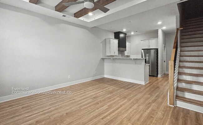 Photo - 1022 Windsor Dr