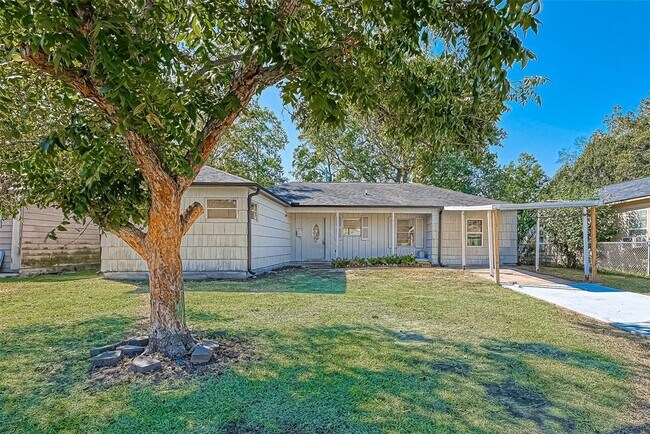 Photo - 1804 Peachwood Dr