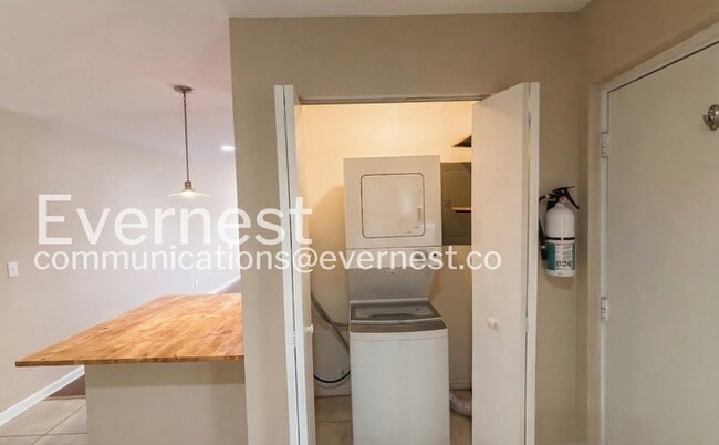 Photo - 1525 Kirby Ave