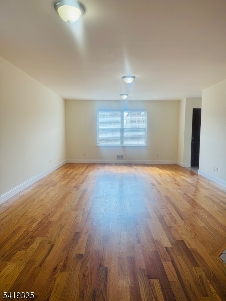 Building Photo - 523 Broadway