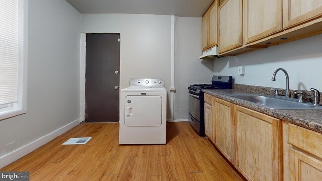 Photo - 235 E Phil Ellena St Casa Adosada