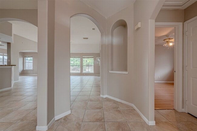 Photo - 8714 Pleasantbrook Dr
