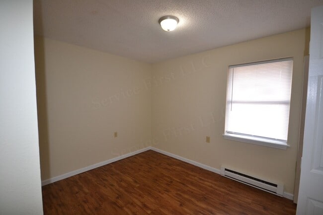 Photo - Dogwood Apartments Unit 15