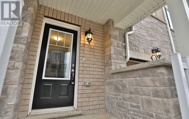 Photo - 134 Hibiscus Ln