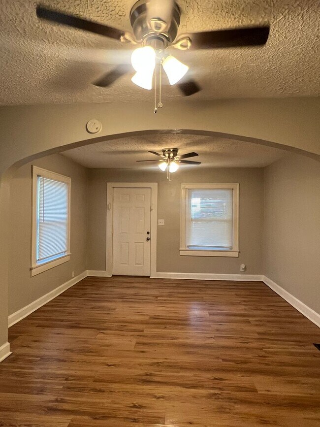 Photo - 2914 Winthrop Ave Unit 2916 Winthrop Ave