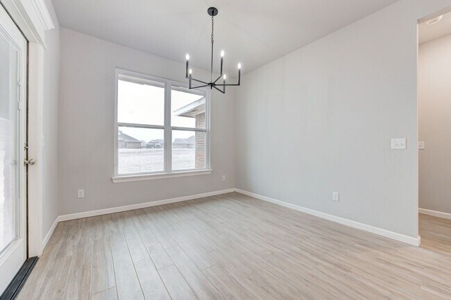 Photo - New home for rent in Necastle. Oakmont Add...