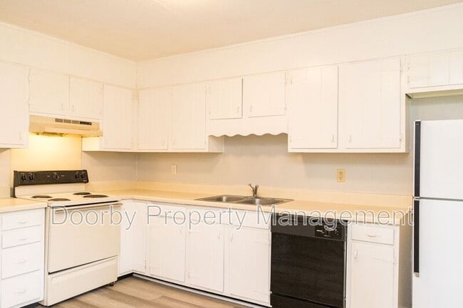 Photo - 5038 Cameron Ln