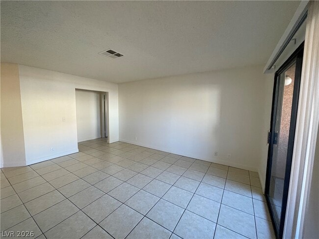 Photo - 3151 N Soaring Gulls Dr Unidad 1198