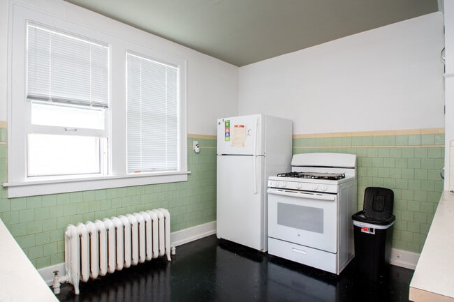 Photo - 1411 W Barker Ave