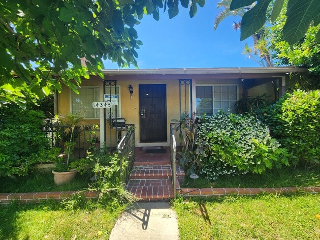 Photo - 14345 Chase St Casa
