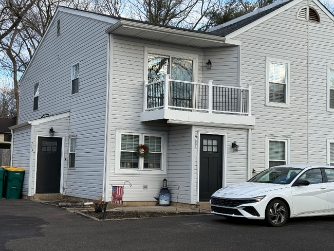 Photo - 713 Timber Ln