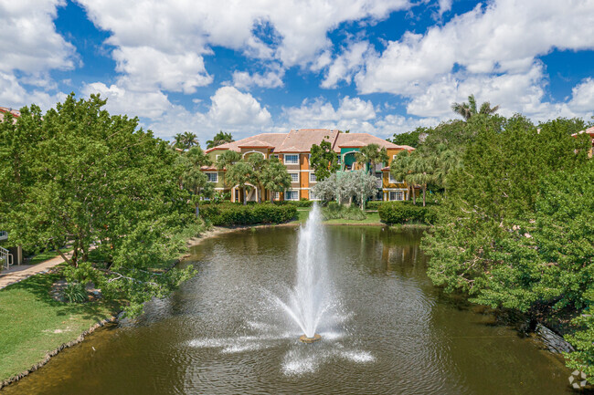 Photo - Manatee Bay Apartments