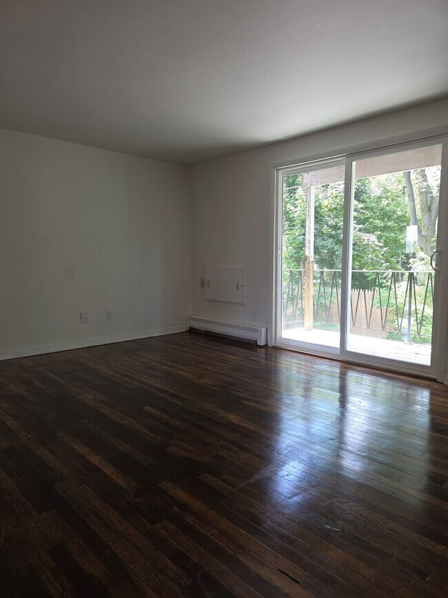 519 W Water St Unidad CA519C