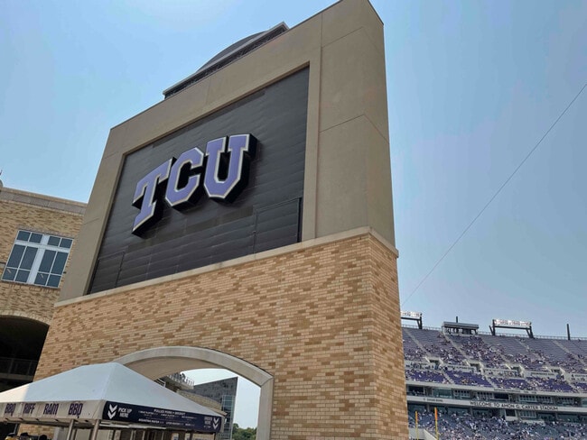 Photo - 3624 W Biddison St