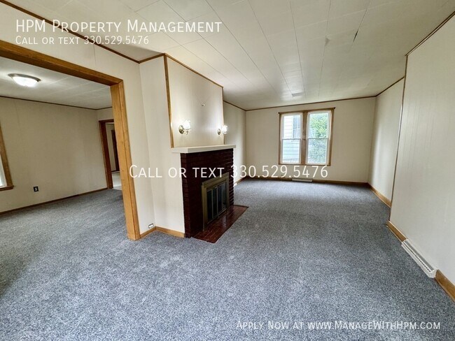 Photo - 601 Lincoln Ave NW