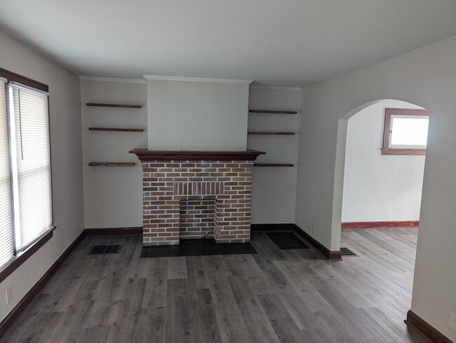 Photo - 190 Nashoba Ave