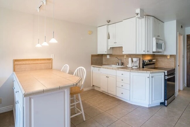 Photo - 314 N Tamarron Dr Unit 101