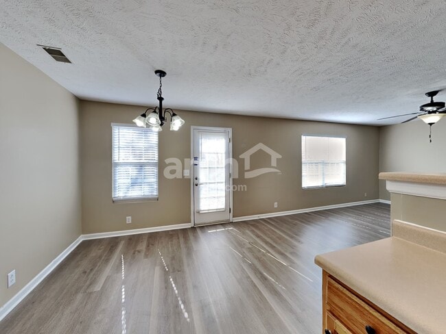 Photo - 4861 Nina Marie Ave