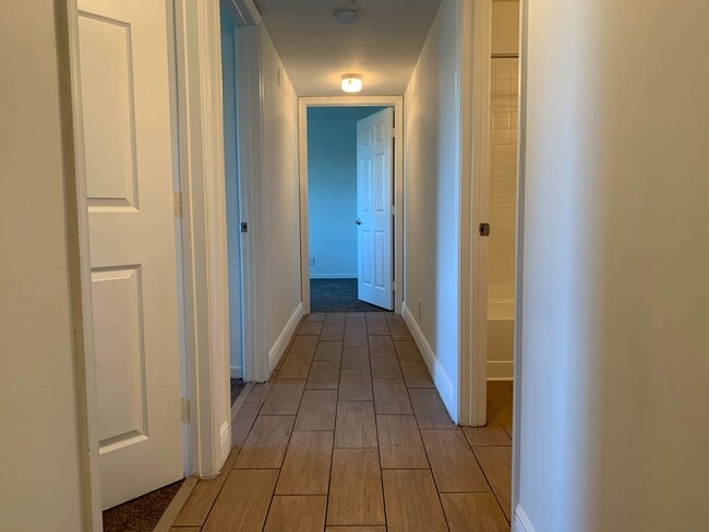 Photo - Oaks at Pompano