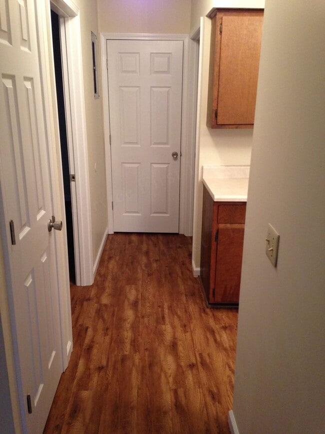 Photo - Fayette Manor Unit A4