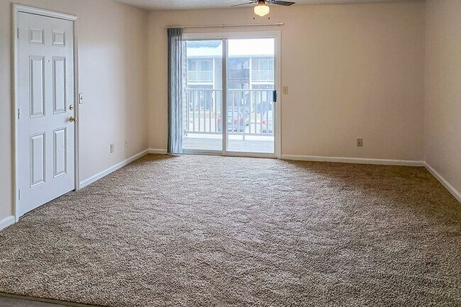 Photo - CAMBRIDGE POINTE