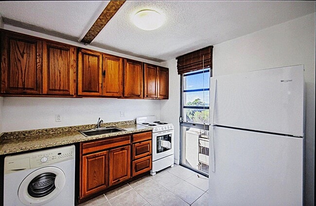 Photo - 419A Atkinson Dr Unit AtkinsonTower#607