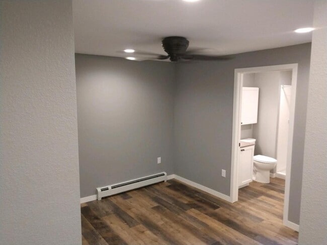 Photo - 210 W 5th Ave