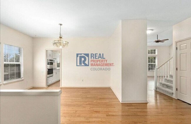 Photo - 10010 Irving St