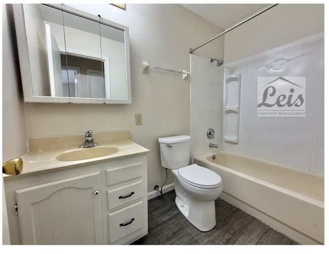 Photo - 1708 Saratoga Dr