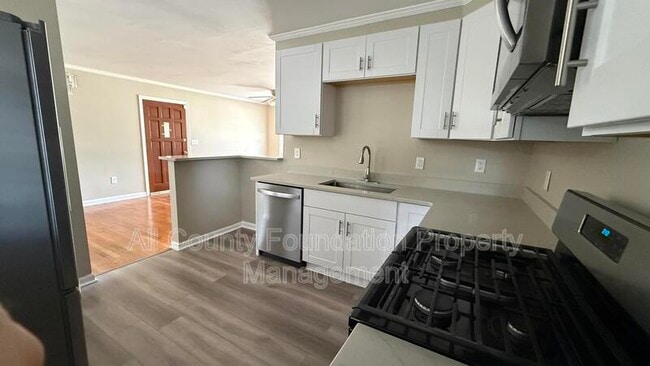 Photo - 2720 Martha Dr