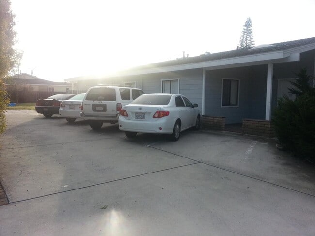 Photo - 5011 63rd St