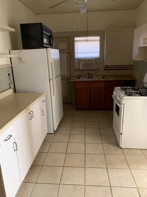 Photo - 1601 Collins Ave