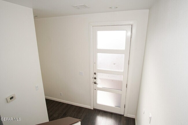 Photo - 6262 Woodrow Bean Transmountain Unit 4