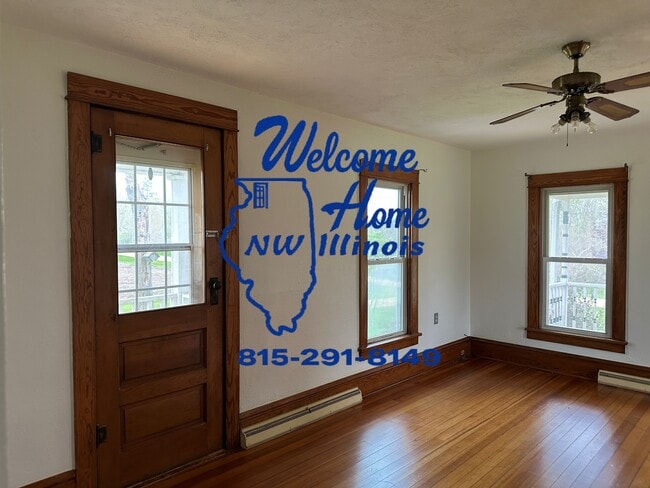 Photo - 849 N Silberman Rd
