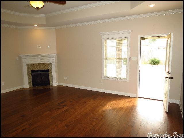 Photo - 1005 Puritan Dr