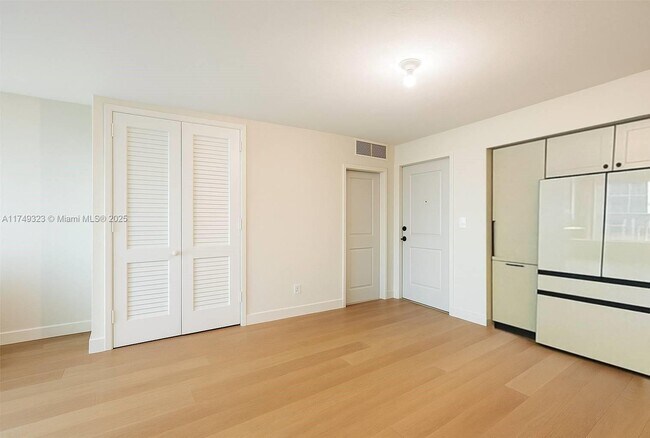 Photo - 10185 Collins Ave Unit 323