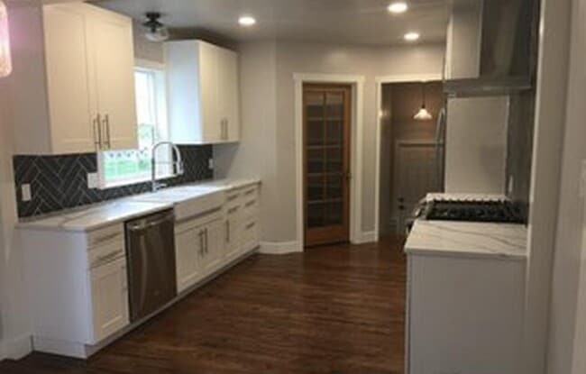 Photo - 1601 15th Ave