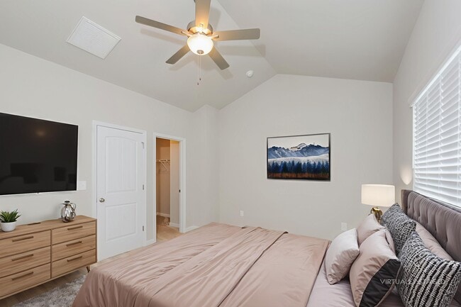 Photo - 134 Riley Cir